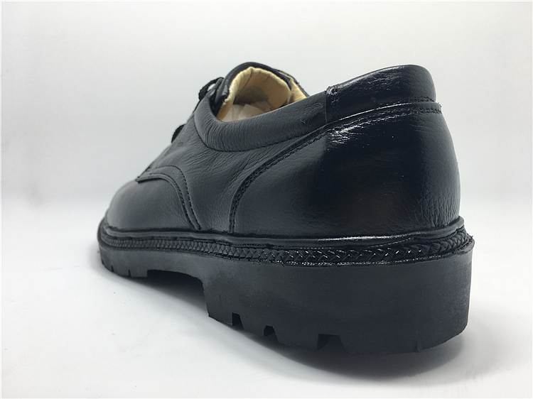 登冠gc16-011w 男款 防刺穿绝缘鞋 (单位:双)